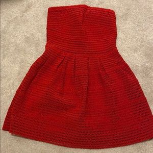 Strapless red short dress
